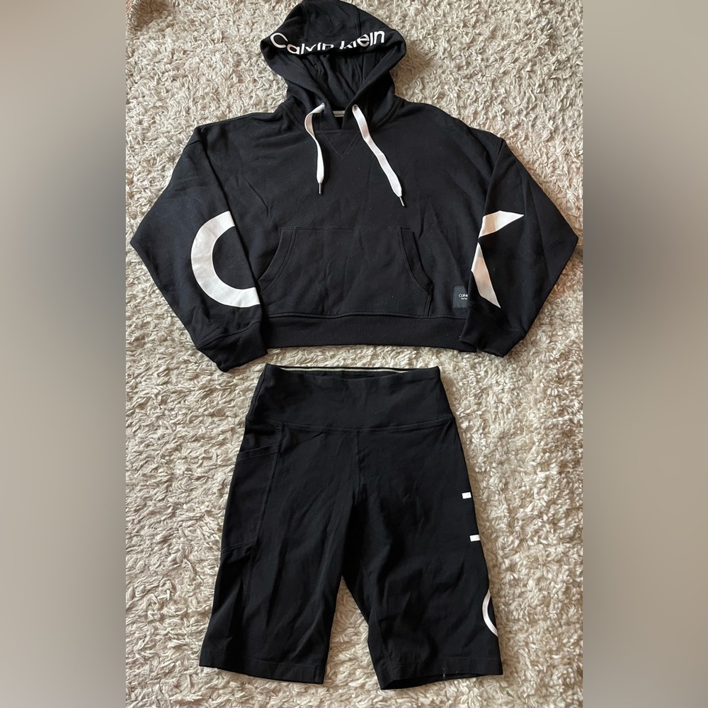 Calvin Klein Performance Set